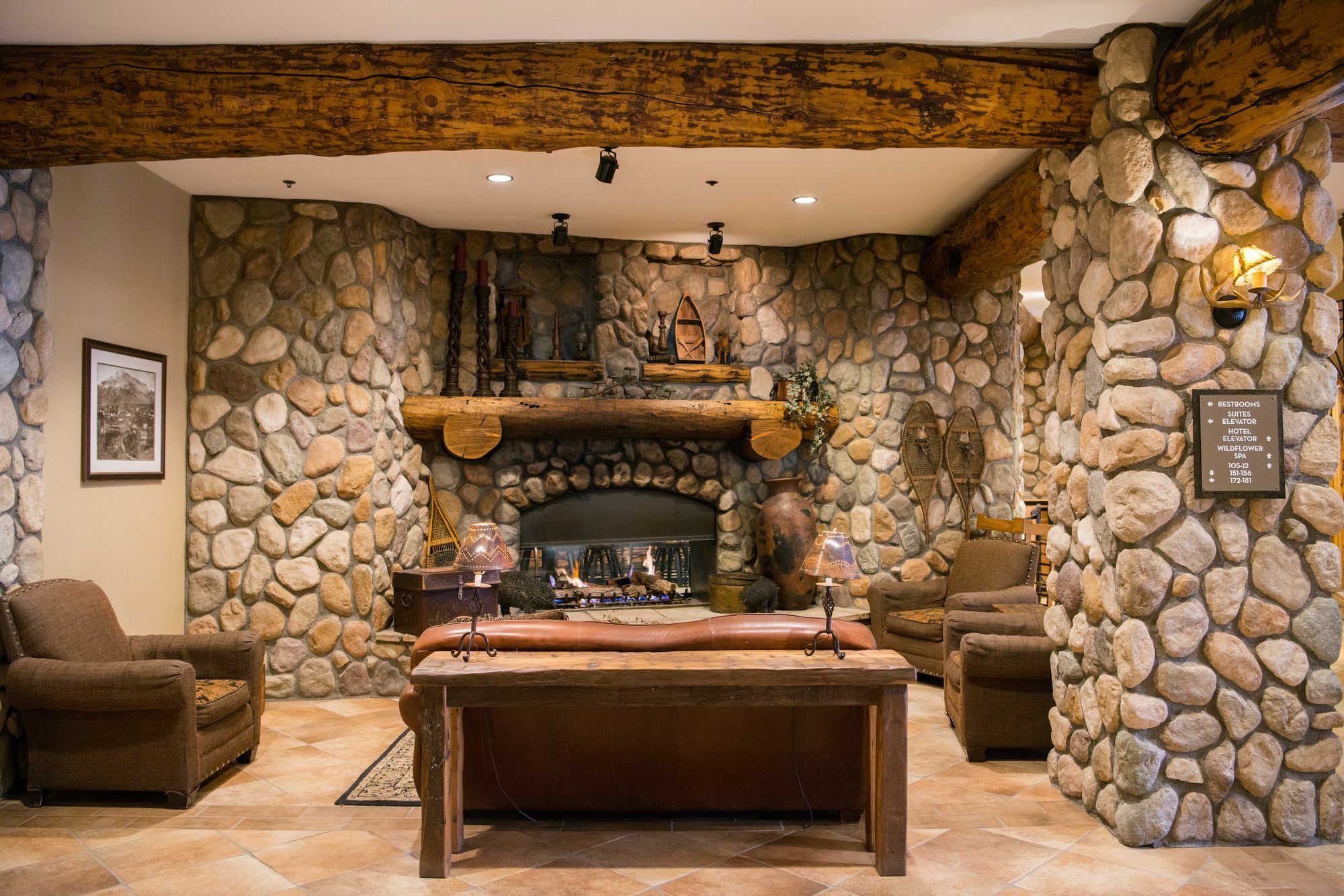 グランド ロッジ クレスティド ビュート Mount Crested Butte エクステリア 写真